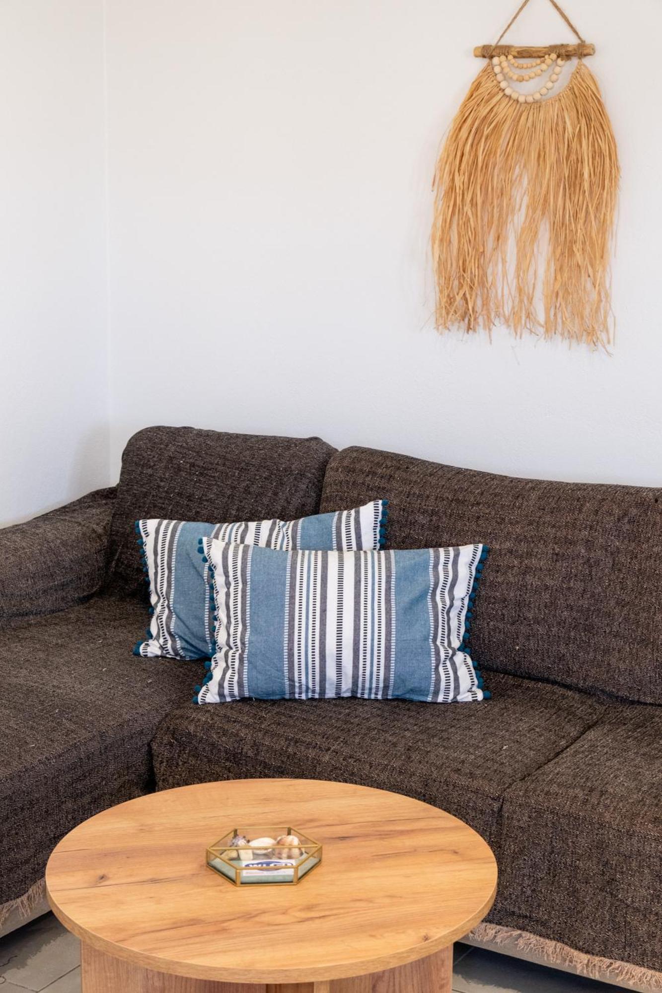 Blue View Villa Apartment #1 With Shared Pool Pounda ภายนอก รูปภาพ